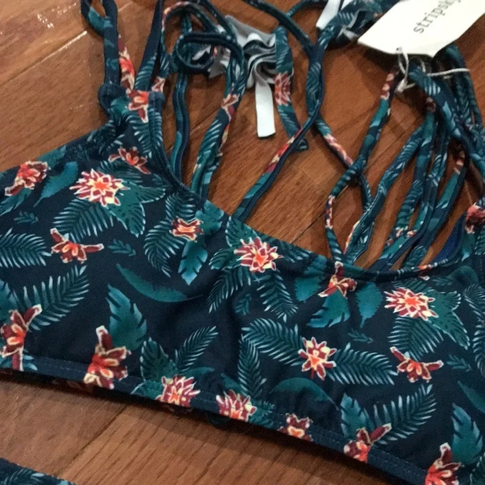 NWT triangle bikini M